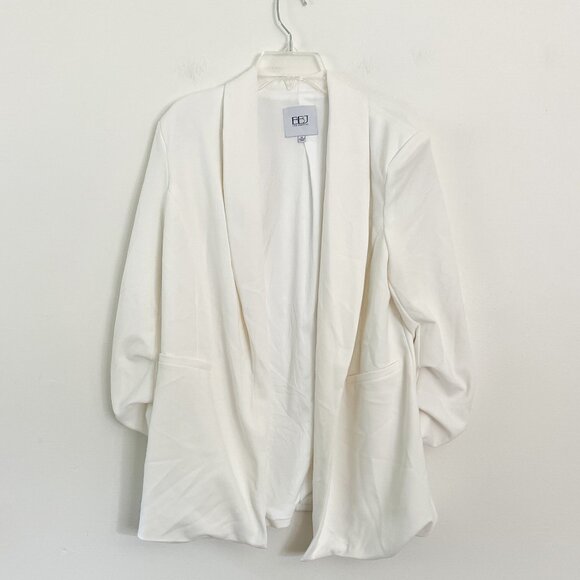 BBJ Los Angeles Jackets & Blazers - BBJ los angeles / ivory white blazer with ruched sleeves M